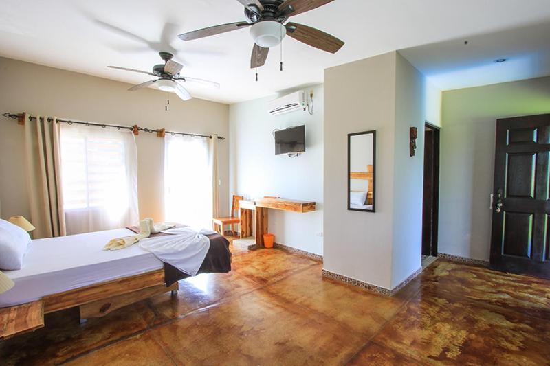 Funny Wave Guest House Cabuya  ภายนอก รูปภาพ